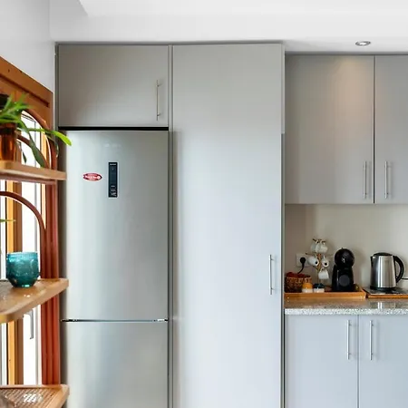 Boutique W Sea View And Private Rooftop Terace شقة نازاريه