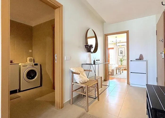 Boutique W Sea View And Private Rooftop Terace * נאזרה