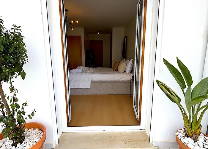 Boutique W Sea View And Private Rooftop Terace נאזרה