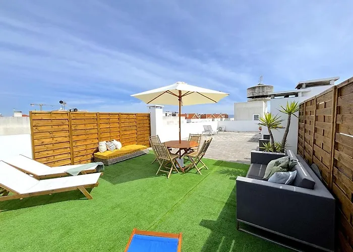 Boutique W Sea View And Private Rooftop Terace * נאזרה