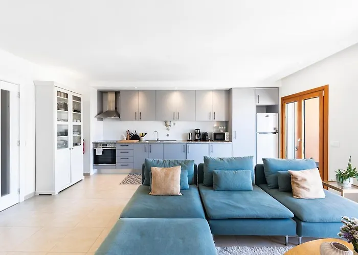 Boutique W Sea View And Private Rooftop Terace דירה *